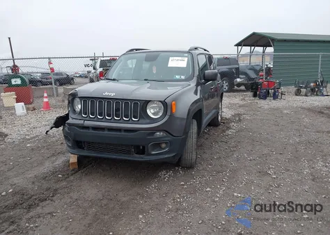 2018 Jeep Renegade Latitude 4X4 из США, поврежденный, VIN ZACCJBBB2JPG72724